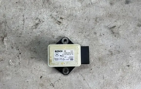 Mercedes-Benz E W211 ESP acceleration yaw rate sensor A2165420018 0265005623