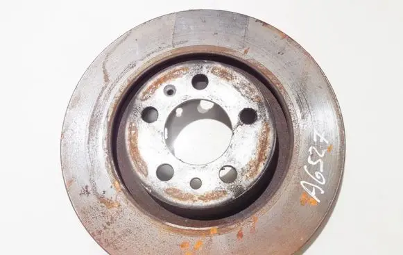 Volkswagen Golf IV Front brake disc ventiliuojamas
