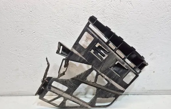 Ford S-MAX Rear bumper mounting bracket 6M21R17E851