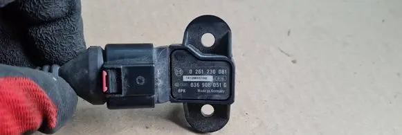 Audi A5 Sportback 8TA Air pressure sensor 0261230081 036906051G