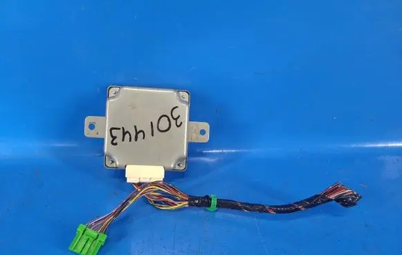 Suzuki SX4 Central body control module 3888579J11