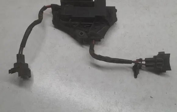 Opel Vectra C Coolant fan relay 1379131
