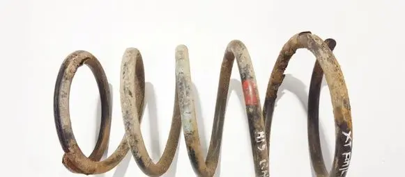 Nissan X-Trail T30 Rear coil spring