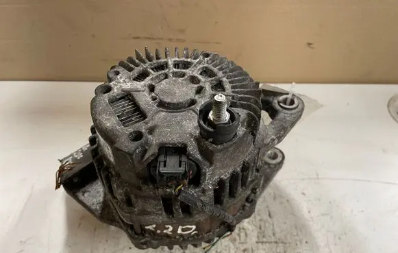 Mazda 6 Generator/alternator R2AA A2TJ0681 9625