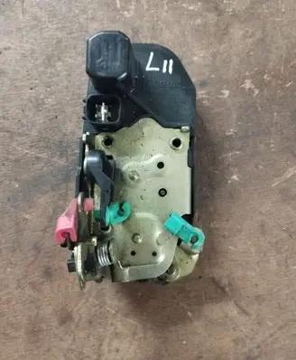 Dodge Durango I Rear door lock