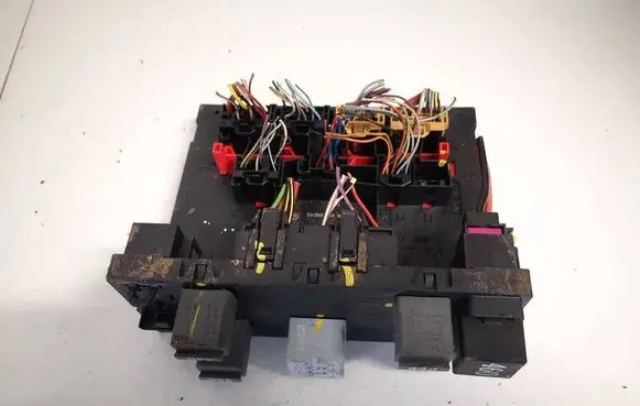 Mitsubishi Lancer X Comfort/convenience module 8p0907279n