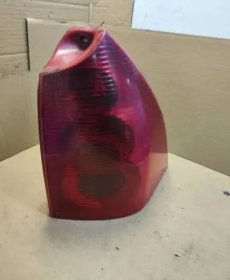 Peugeot 307 Rear/tail lights 26674T0206