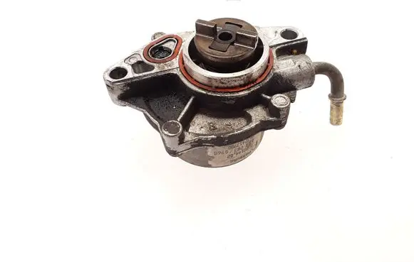 Peugeot 206 Vacuum pump 9637413980