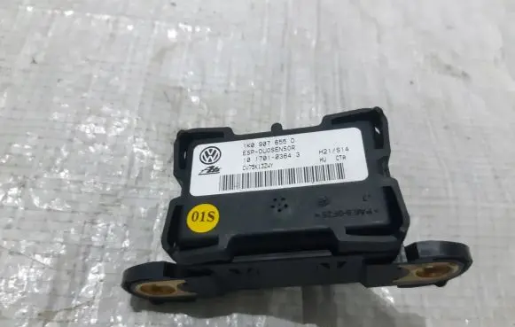 Volkswagen Golf V ESP acceleration yaw rate sensor 1K0907655D