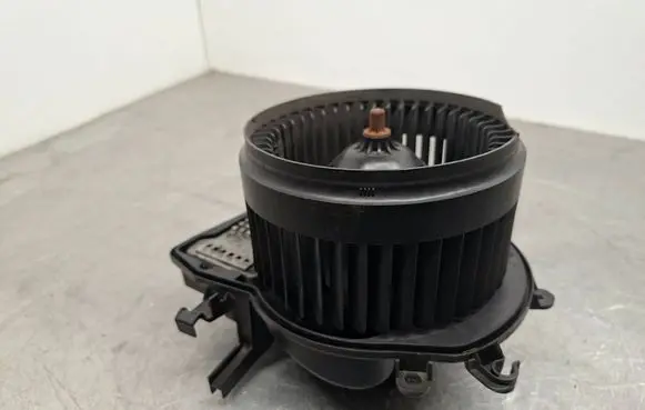 Mercedes-Benz C W203 Heater fan/blower 9400784