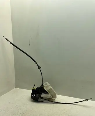 KIA Ceed Rear door lock