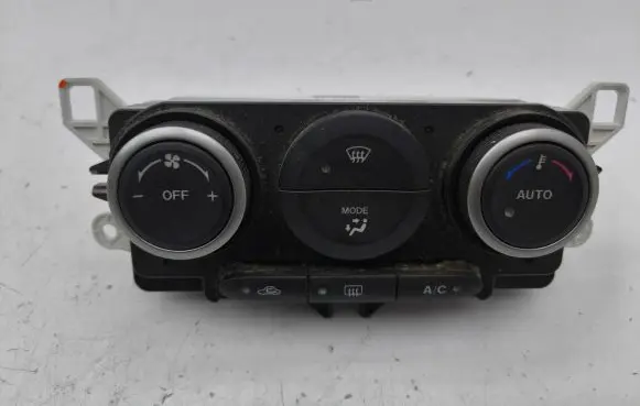 Mazda CX-7 Climate control unit K1900EH70C04
