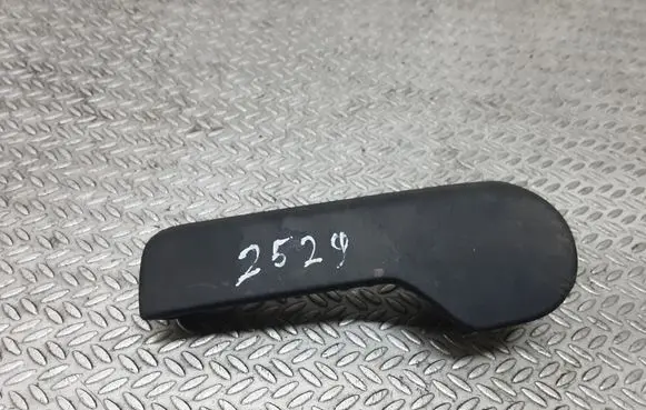 Skoda Octavia Mk2 (1Z) Engine bonnet (hood) release handle 1J1823533C