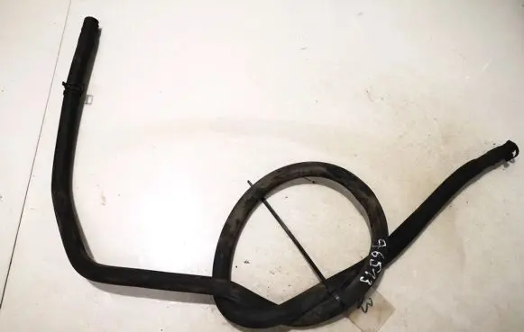 Mazda 3 I Engine coolant pipe/hose