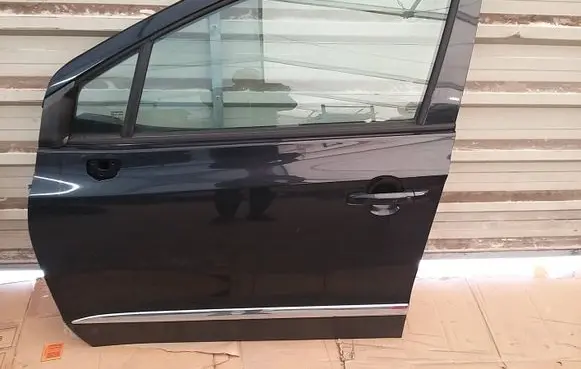 Suzuki SX4 S-Cross Front door ZCE