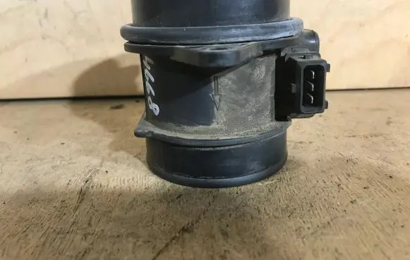 KIA Rio Mass air flow meter 5WK9625 0K32A13210