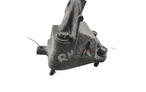Jeep Grand Cherokee Engine mounting bracket 68275984AA