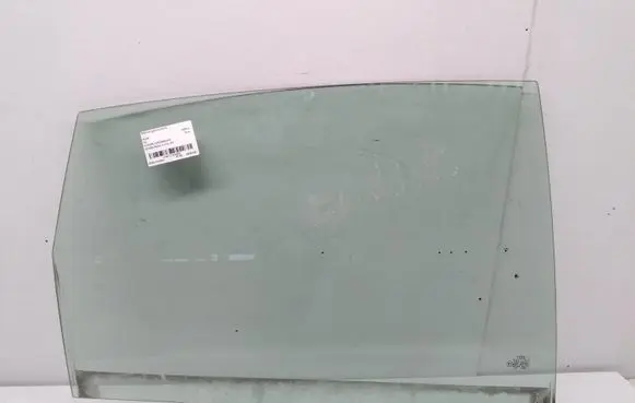 Rear door window glass