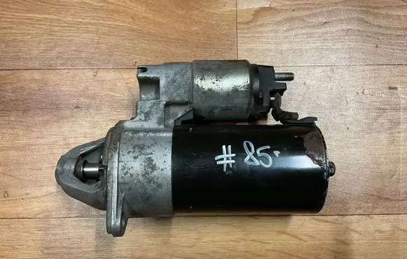 Mercedes-Benz B W245 Starter motor 1005821986