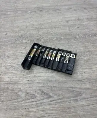 Volkswagen Transporter - Caravelle T5 Fuse module 7H6970187FT