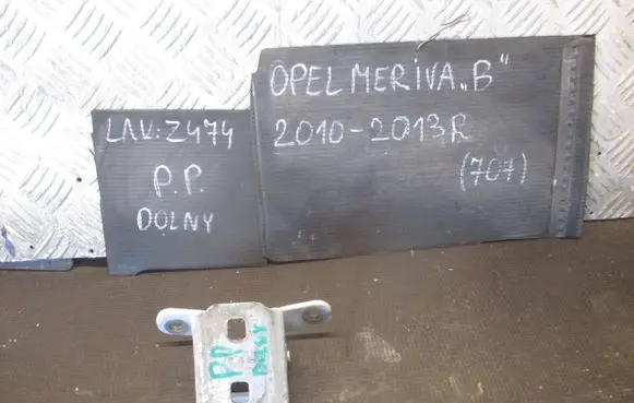 Opel Meriva B Loading door hinge set 