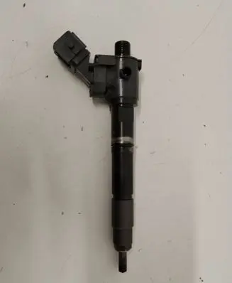 Volvo S90, V90 Fuel injector 31336878