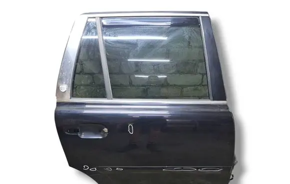 Volvo XC90 Rear door