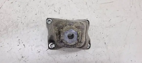 Audi A8 S8 D3 4E Engine mounting bracket 4E0199307BH