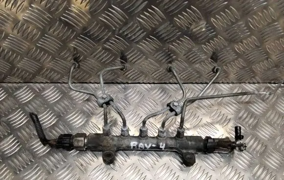 Toyota RAV 4 (XA30) Fuel main line pipe 