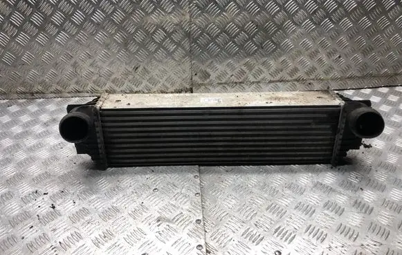 BMW 5 F10 F11 Intercooler radiator 7805629 17517805629
