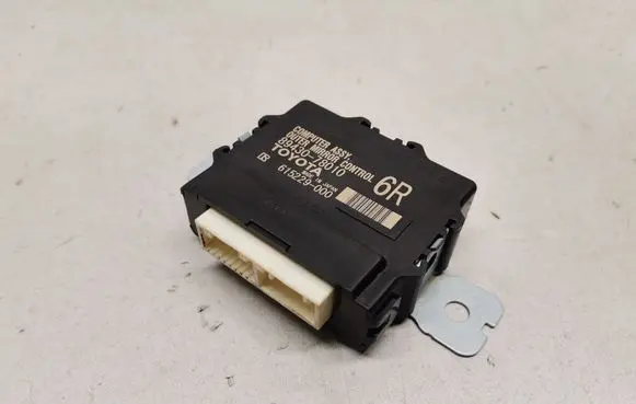 Lexus NX Wing mirror control module 8943078010