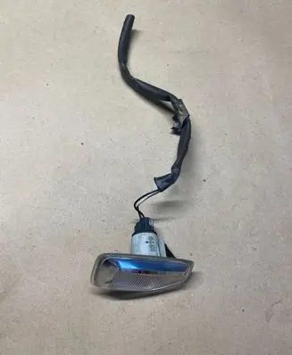 Dacia Duster II Front fender indicator light 62111602 E1912001