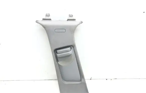 Mercedes-Benz C W204 (B) pillar trim (top) A2048600130