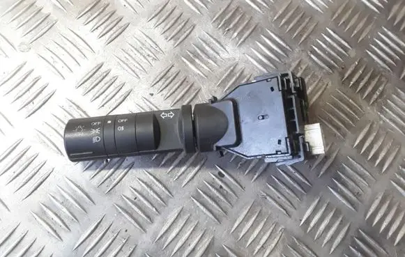 Nissan Pathfinder R51 Indicator stalk 25540EB305