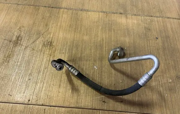 Porsche Cayenne (92A) Air conditioning (A/C) pipe/hose 7P5820721