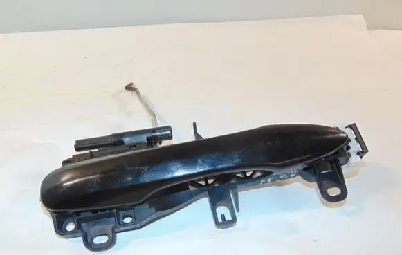 Toyota Camry VIII XV70 Front door exterior handle 6921033140 6920133060