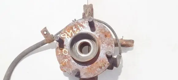 Nissan Almera N16 Front wheel hub