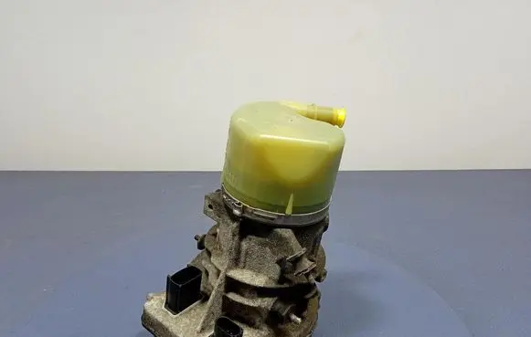 Ford S-MAX Power steering pump 6G913K514AK