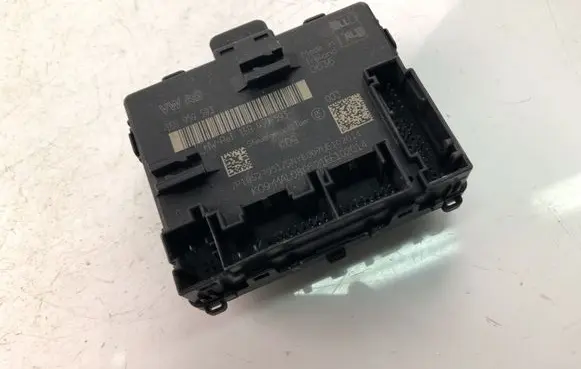 Skoda Kodiaq Door control unit/module 1EB959593