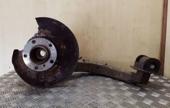 BMW X3 E83 Rear wheel hub spindle/knuckle 3413252
