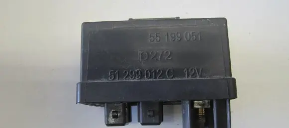 Alfa Romeo 159 Glow plug pre-heat relay 55199051