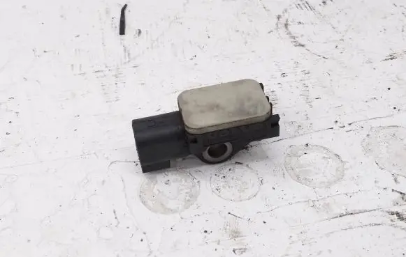 Volvo V70 Airbag deployment crash/impact sensor 31264396