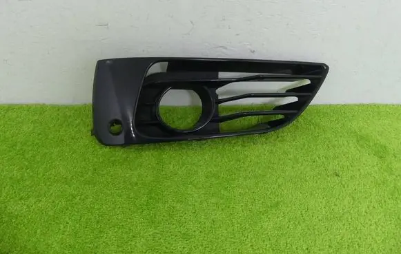 BMW 2 F45 Front bumper lower grill 7347232 51117347232