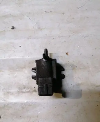 Opel Meriva A Vacuum valve 72244800