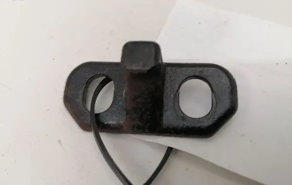 Mercedes-Benz Vito Viano W639 Sliding door lock loop/hook striker 