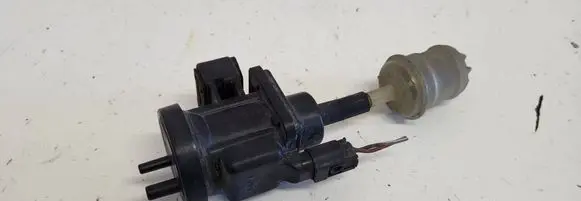 Mercedes-Benz A W168 Valve vacuum 0005450412