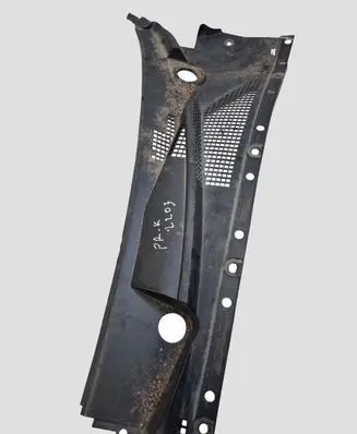 KIA Sorento Wiper trim 861513E000