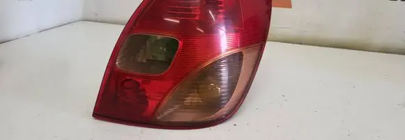 Toyota Corolla Verso E121 Rear/tail lights 1827