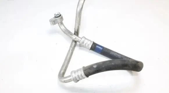 Toyota Verso-S Air conditioning (A/C) pipe/hose