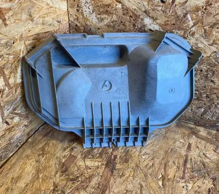 Mercedes-Benz E W124 Headlight/headlamp dust cover 12985200